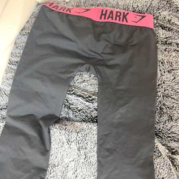 New S Gymshark Fit Gray Pink Leggings - Picture 3 of 3